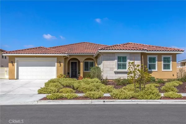 Riverside, CA 92503,17041 Miracle LN