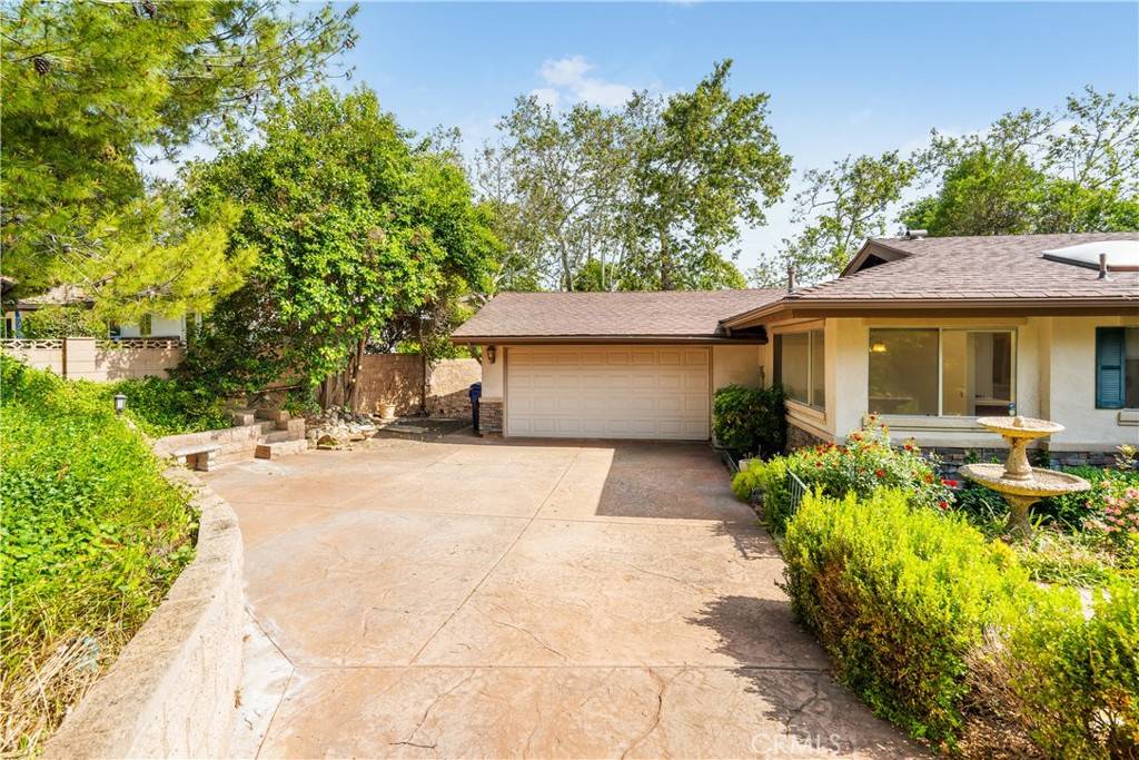 Highland, CA 92346,28707 Arroyo Vista DR