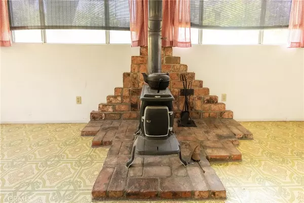 Yucaipa, CA 92399,35797 Date AVE