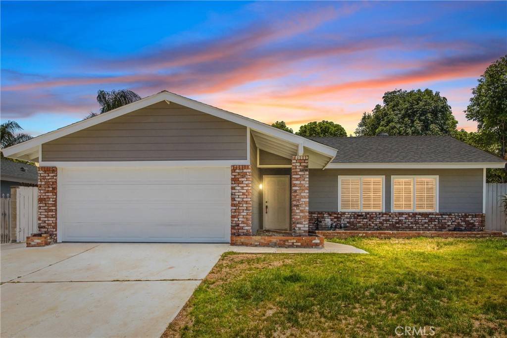 Corona, CA 92879,938 Cottonwood CT