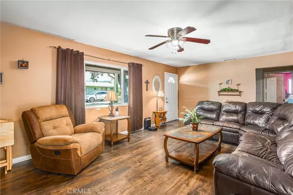 Yucaipa, CA 92399,33859 Palm DR