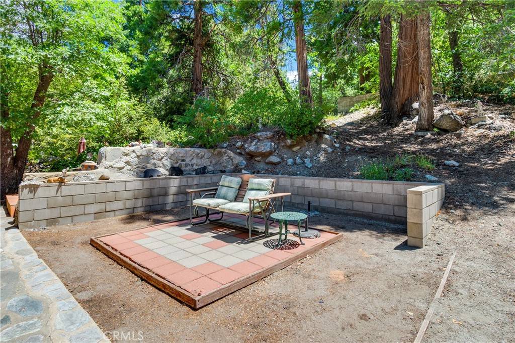 Forest Falls, CA 92339,9339 Wood RD