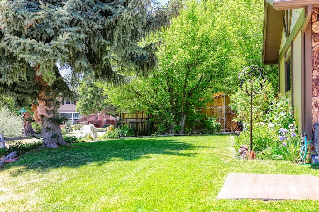 Big Bear City, CA 92314,1091 Blue Mountain RD