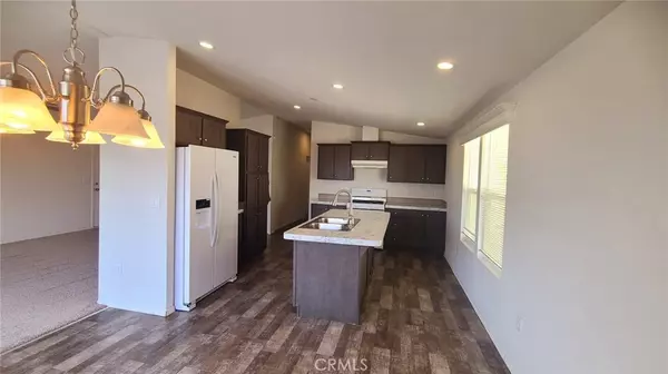 Palm Springs, CA 92262,22840 Sterling AVE #202