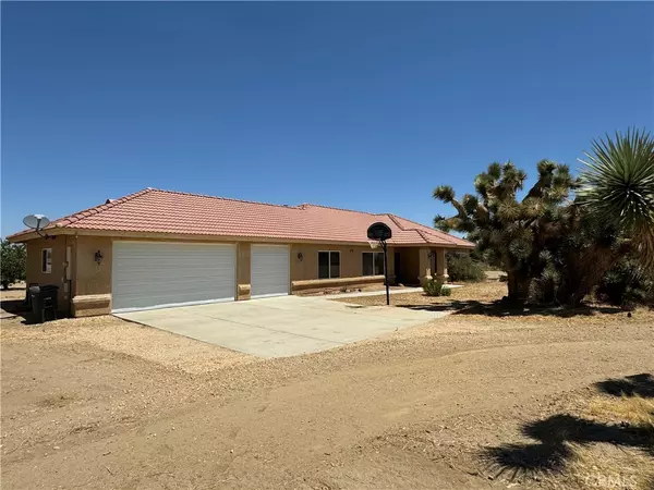 5626 Del Rosa RD, Phelan, CA 92371