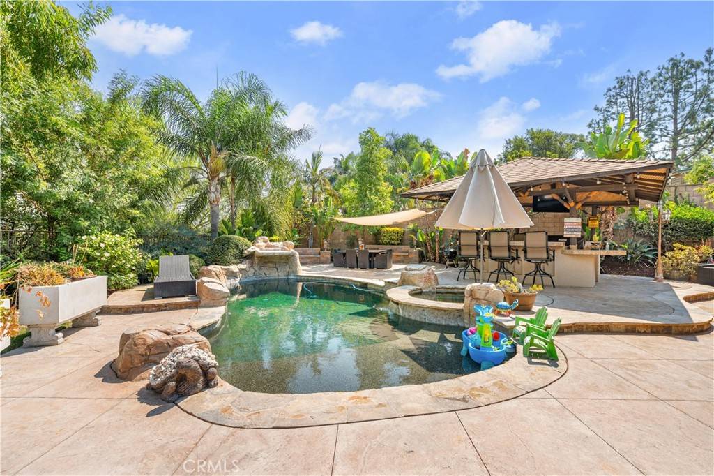 Riverside, CA 92503,16270 Highgate DR
