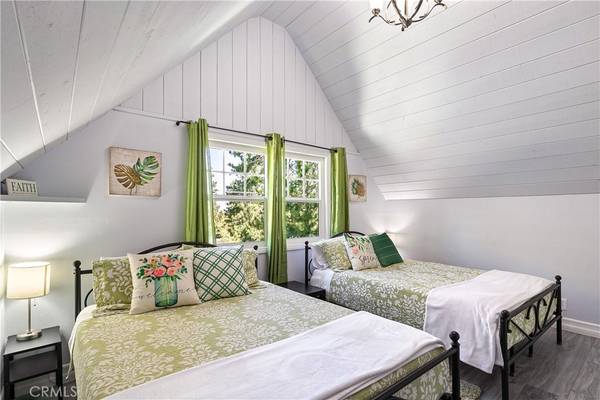 Lake Arrowhead, CA 92352,28281 Arbon LN