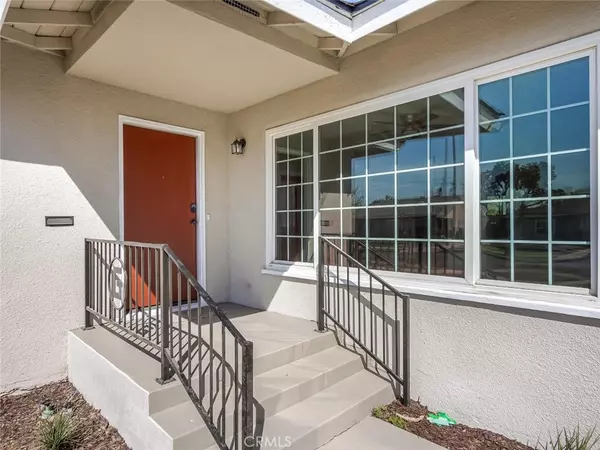 Fresno, CA 93705,614 W Brown AVE