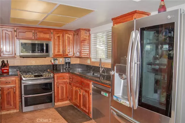 Fresno, CA 93727,5270 E Grant AVE