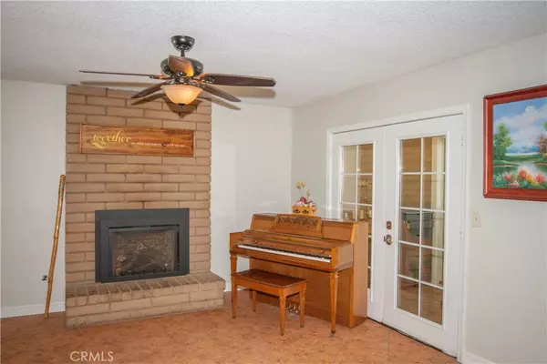 Fresno, CA 93727,5270 E Grant AVE