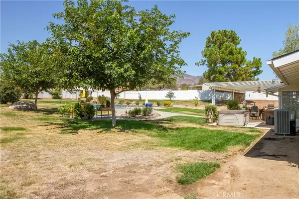 Squaw Valley, CA 93675,31995 George Smith RD