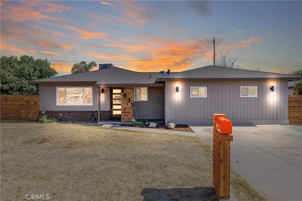 Porterville, CA 93257,2033 W Morton AVE