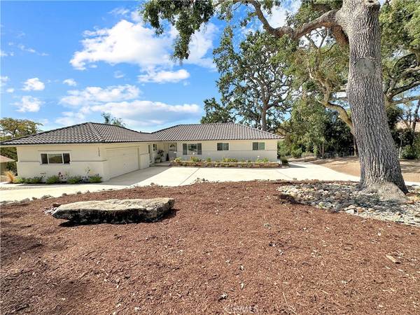 Templeton, CA 93465,1225 Templeton Hills RD