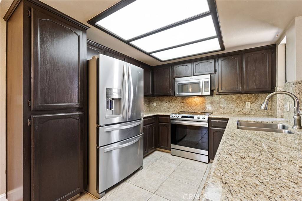Fresno, CA 93722,6509 N Blythe AVE