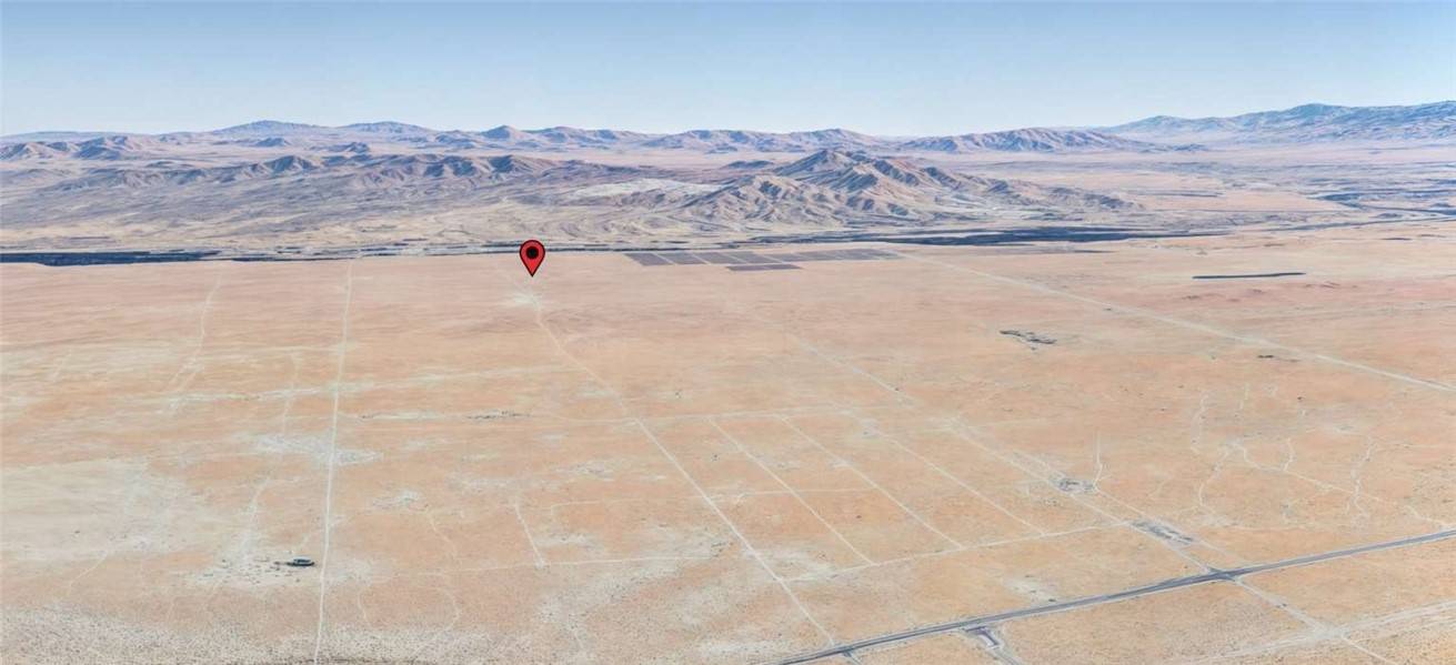 Adelanto, CA 92301,777 Topaz RD