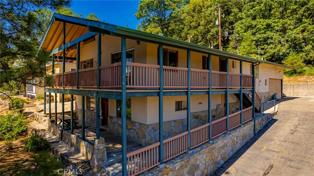 37633 Marina View DR, Bass Lake, CA 93604