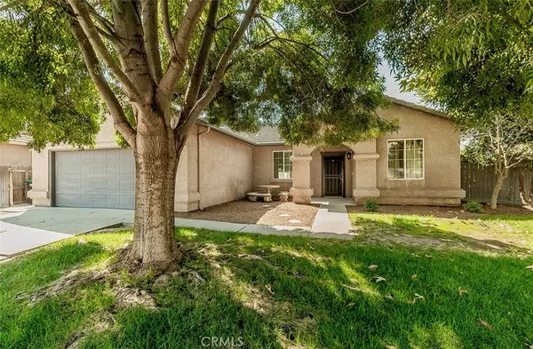 218 Palm CT, Fowler, CA 93625