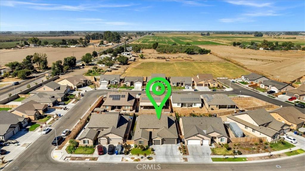 Hanford, CA 93230,1936 S Red Rock DR