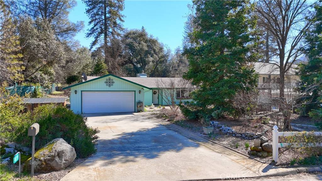 Oakhurst, CA 93644,40239 Redbud DR