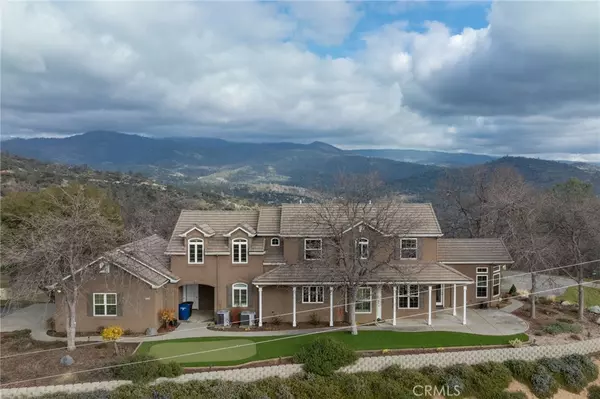 42139 Old Yosemite RD, Oakhurst, CA 93644