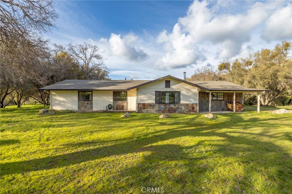 Coarsegold, CA 93614,43317 Running Deer CT