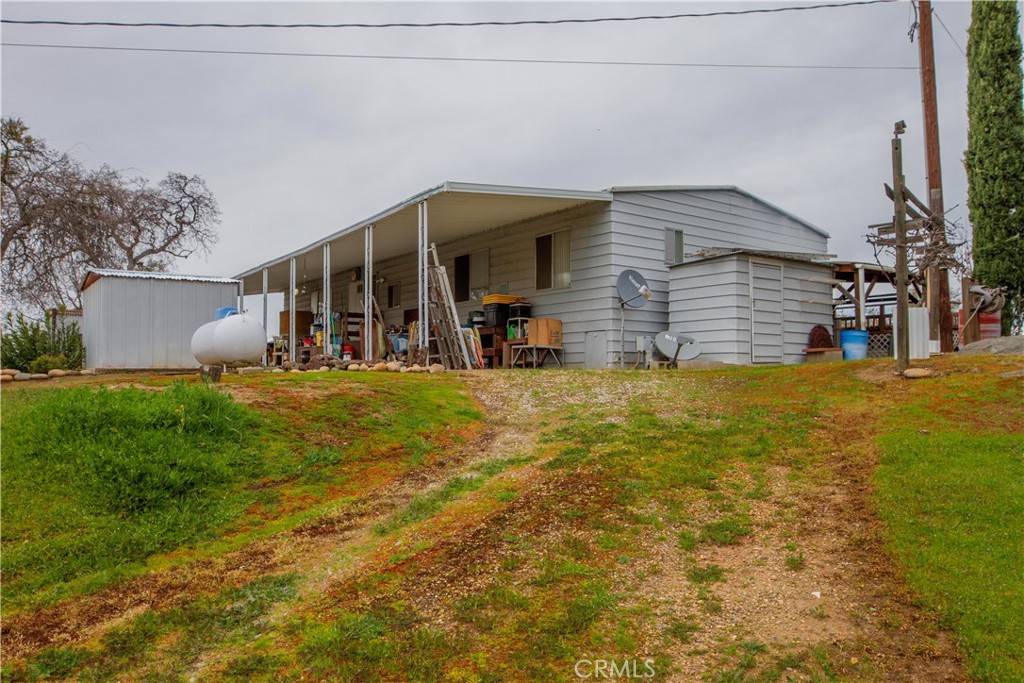 Squaw Valley, CA 93675,38258 Sumac LN