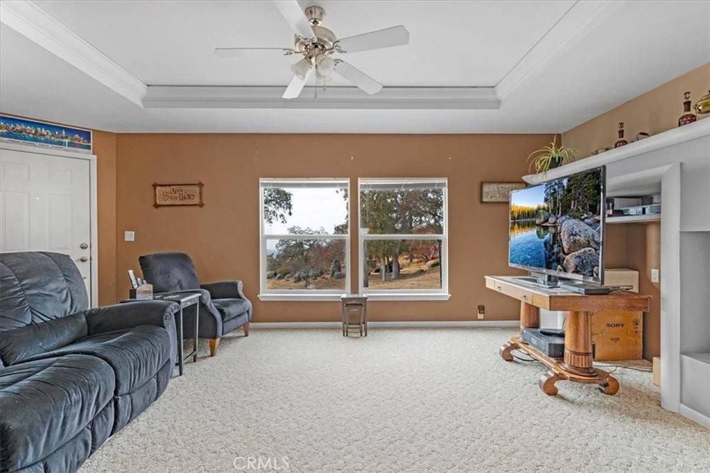 Squaw Valley, CA 93675,37806 Boxalder LN