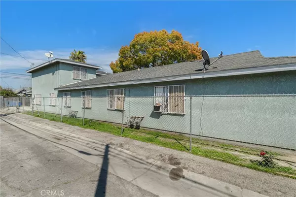 1523 E 85th ST, Los Angeles, CA 90001