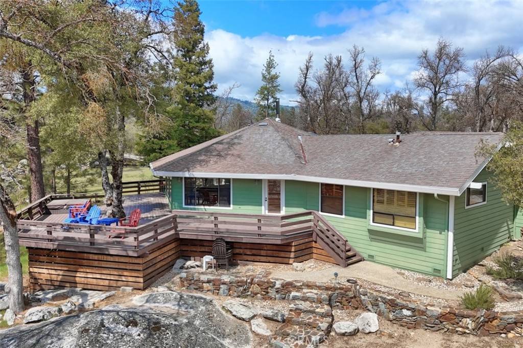40957 Shandee LN, Ahwahnee, CA 93601