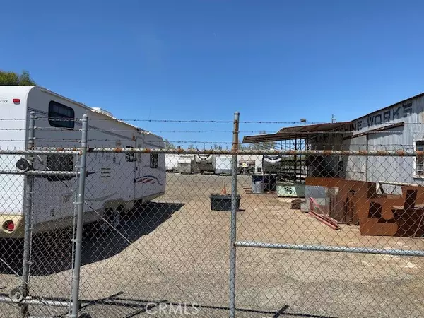 Coalinga, CA 93210,210 W Glenn AVE