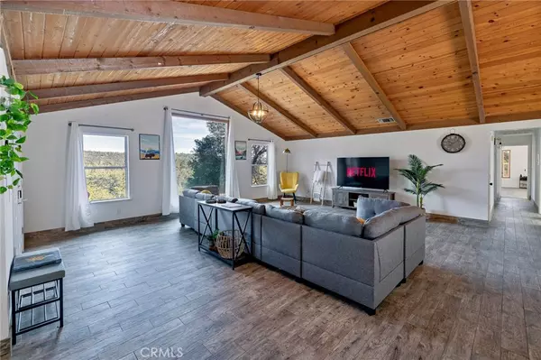 Mariposa, CA 95338,5273 5279 Boyer RD