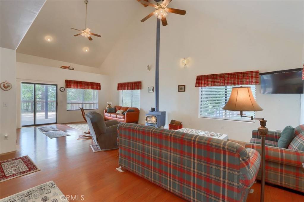 Yosemite, CA 95389,7501 7503 Yosemite Park WAY