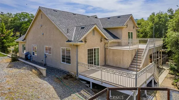 Coarsegold, CA 93614,30840 Badger CT