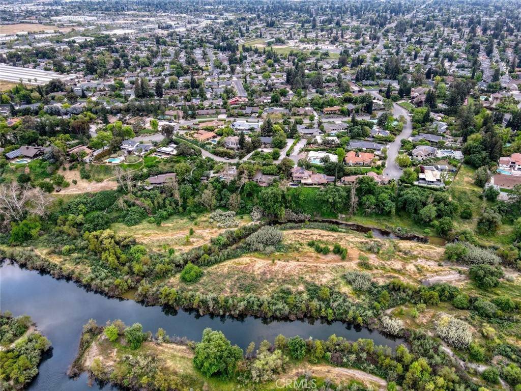 Fresno, CA 93711,1409 W Big Sandy RD