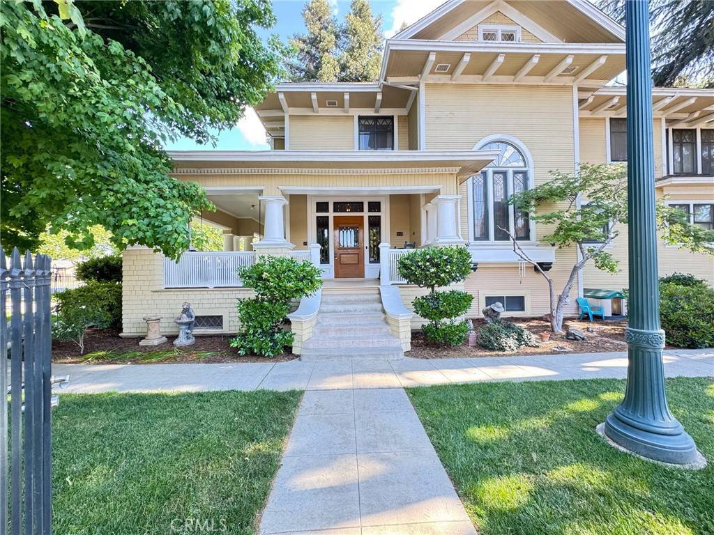 631 N Encina ST, Visalia, CA 93291