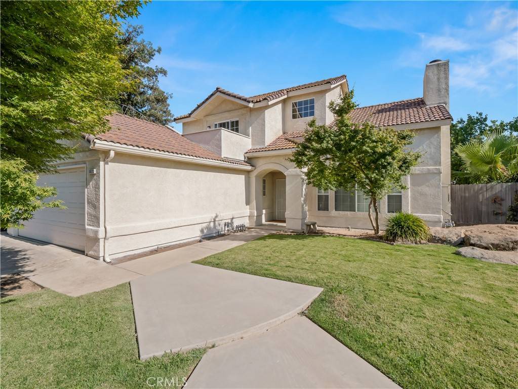 1523 E Pryor DR, Fresno, CA 93720