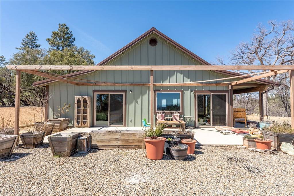 Mariposa, CA 95338,5333 Wilderness View DR