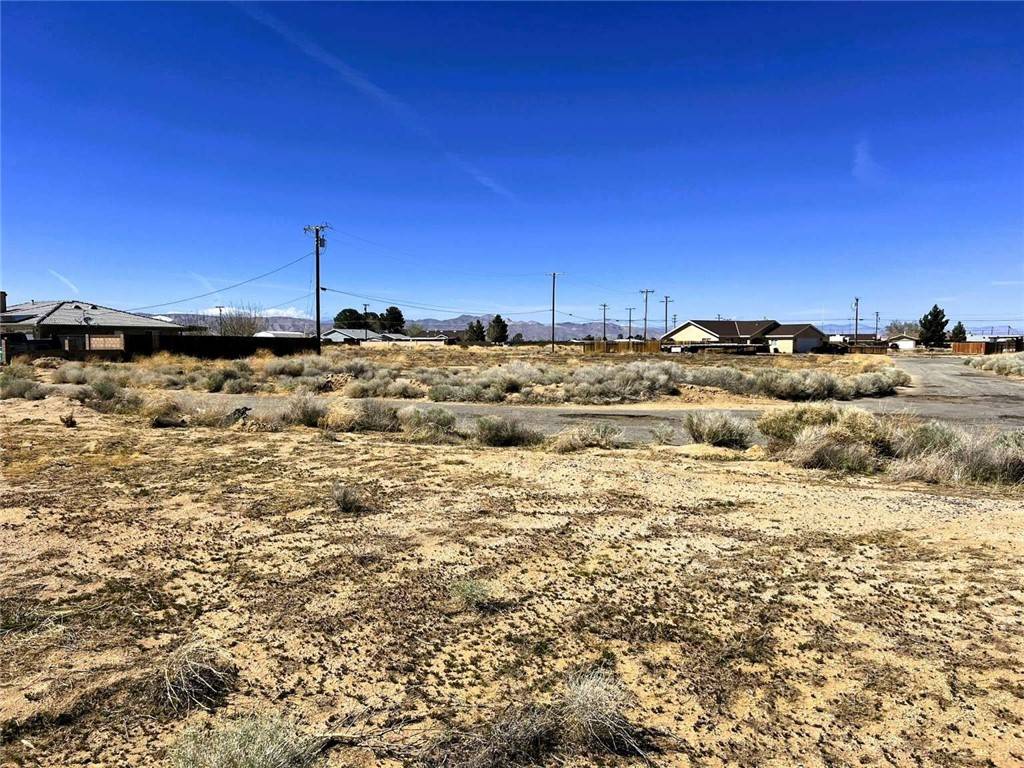 7820 Jacaranda AVE, California City, CA 93505