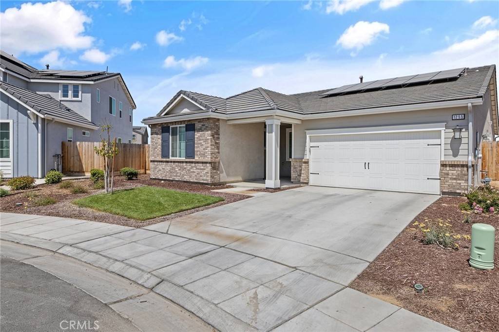 1255 Peters RD S, Madera, CA 93636
