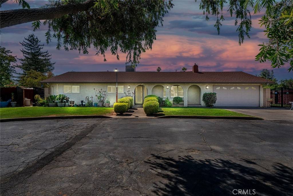 25867 El Vado DR, Madera, CA 93638