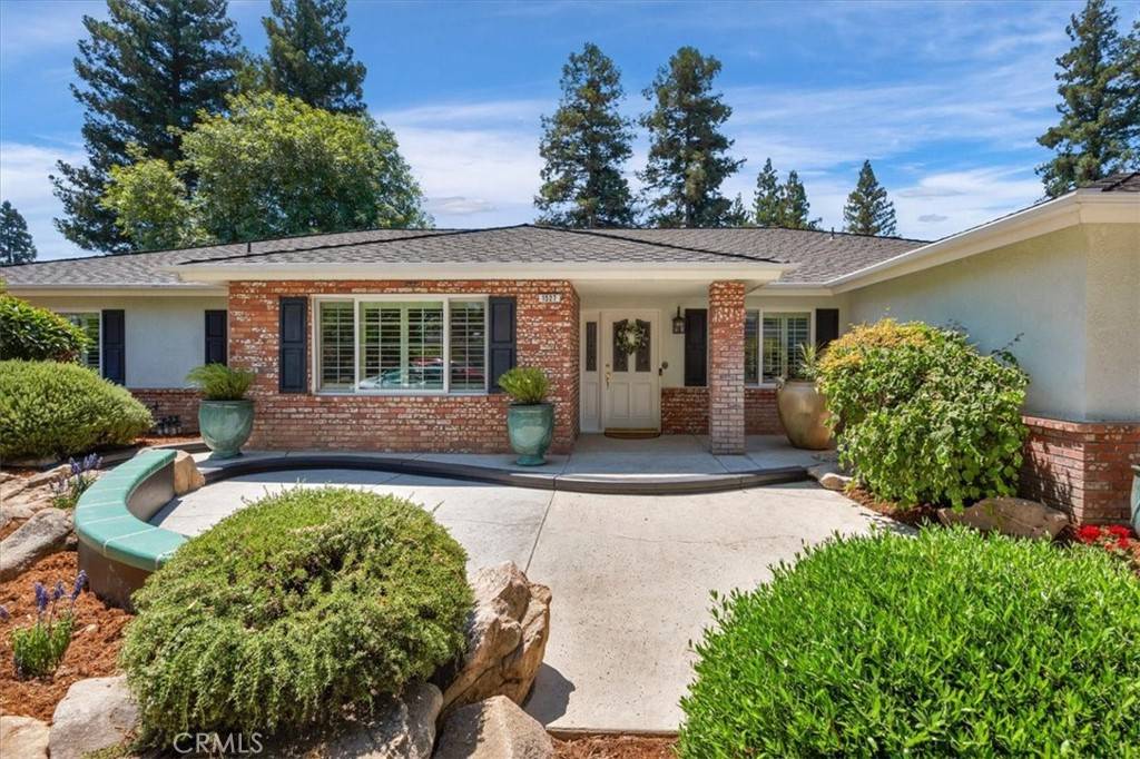 Fresno, CA 93720,1527 E Fallbrook AVE