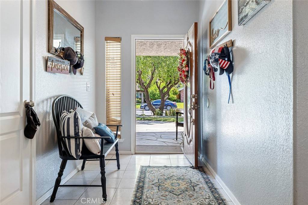 Coalinga, CA 93210,173 Keck LN