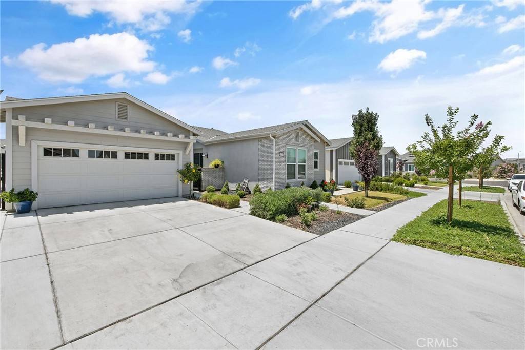 Hanford, CA 93230,1938 N Frontier ST
