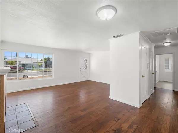 Fresno, CA 93703,2135 Arden DR W