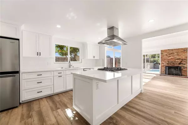 Rancho Palos Verdes, CA 90275,2038 Noble View DR