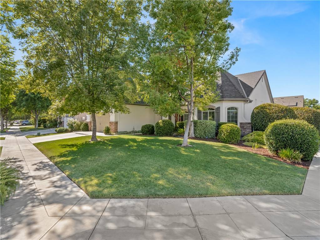 Clovis, CA 93619,425 W Trenton AVE