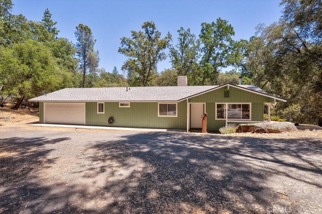 5566 Darrah RD, Mariposa, CA 95338