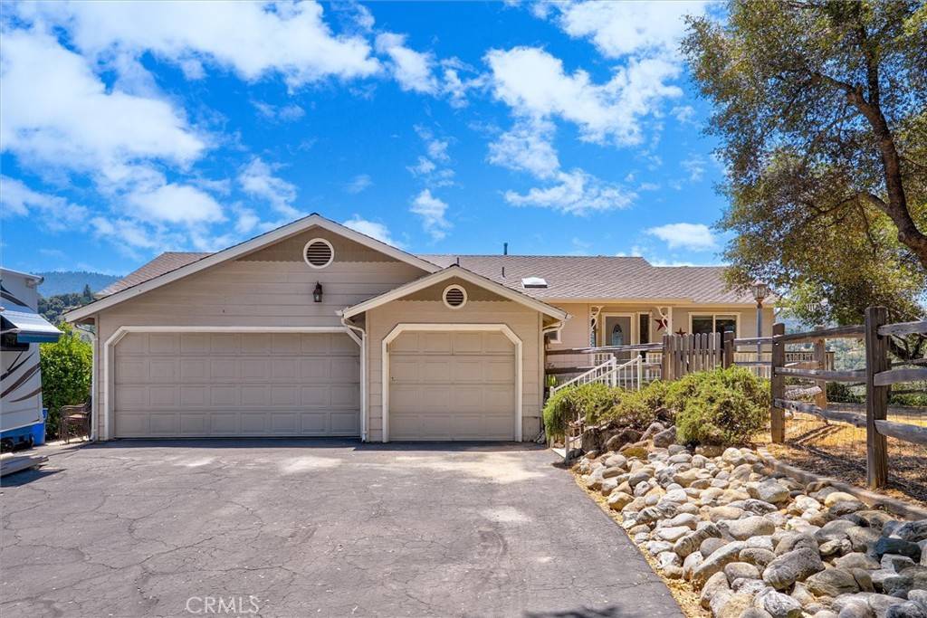Oakhurst, CA 93644,39397 Moonray LN