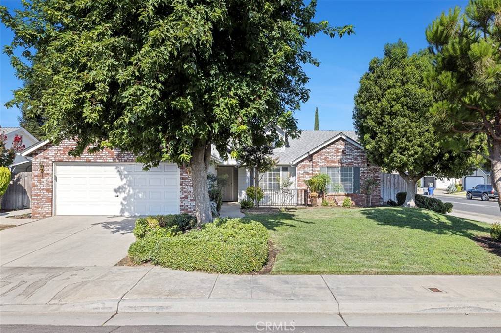 3502 Ryan AVE, Clovis, CA 93611