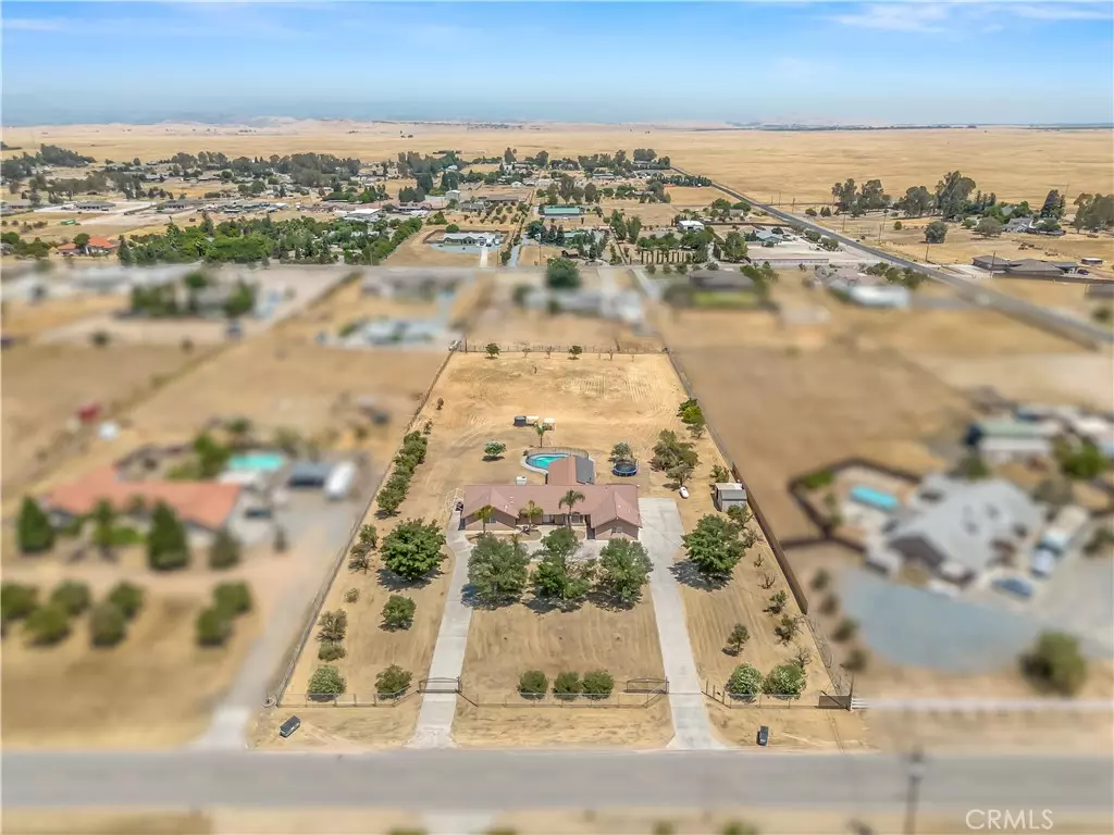 Madera, CA 93636,16099 Karen RD